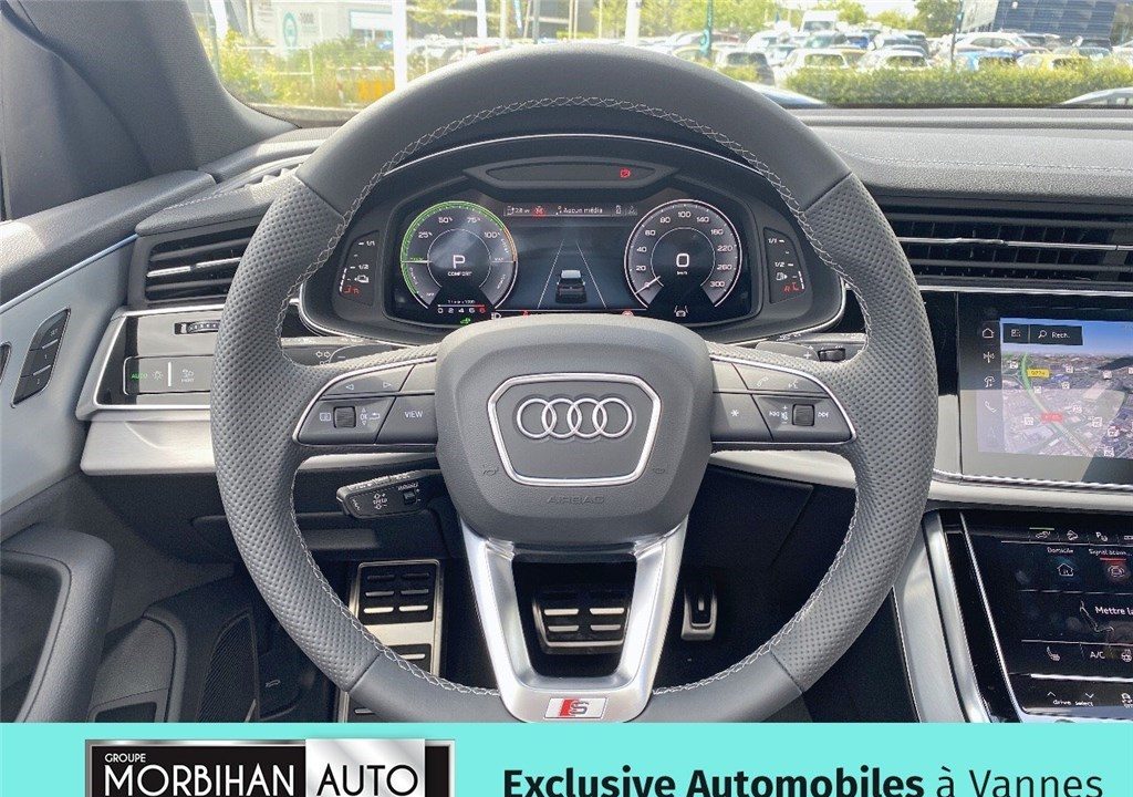 AUDI Q8 55 TFSI E 394 TIPTRONIC 8 QUATTRO