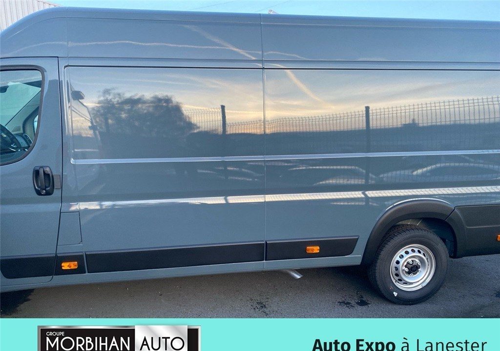 FIAT DUCATO FOURGON TOLE XLH2 3.5 T MAXI 180 CH S&S BVA8