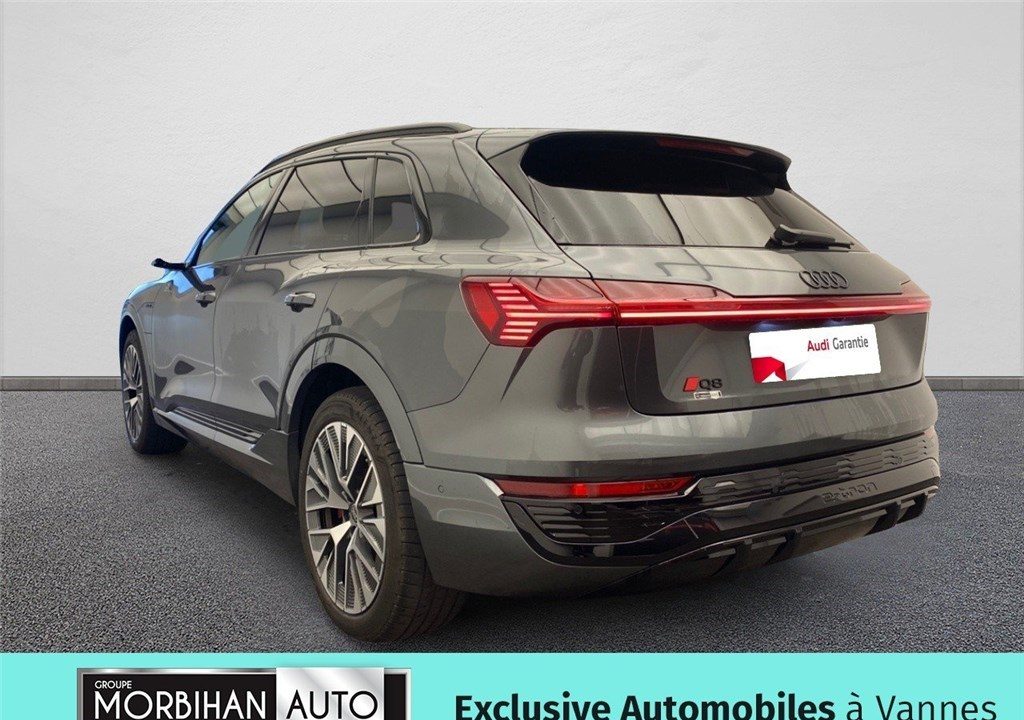 AUDI Q8 E-TRON 55 408 CH 114 KWH QUATTRO