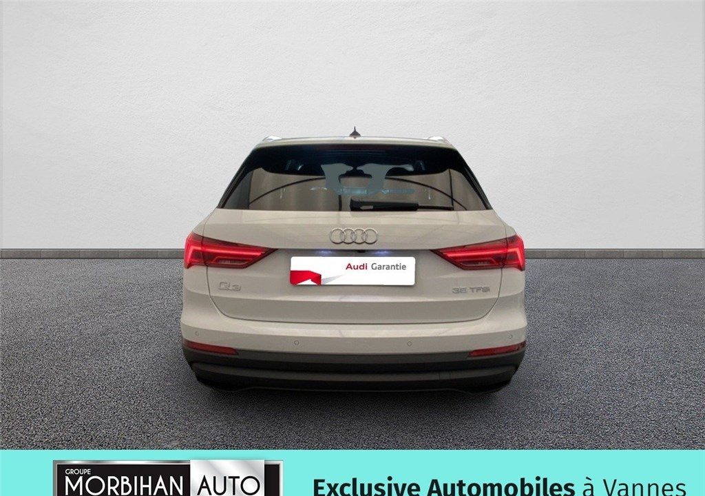 AUDI Q3 35 TFSI 150 CH S TRONIC 7