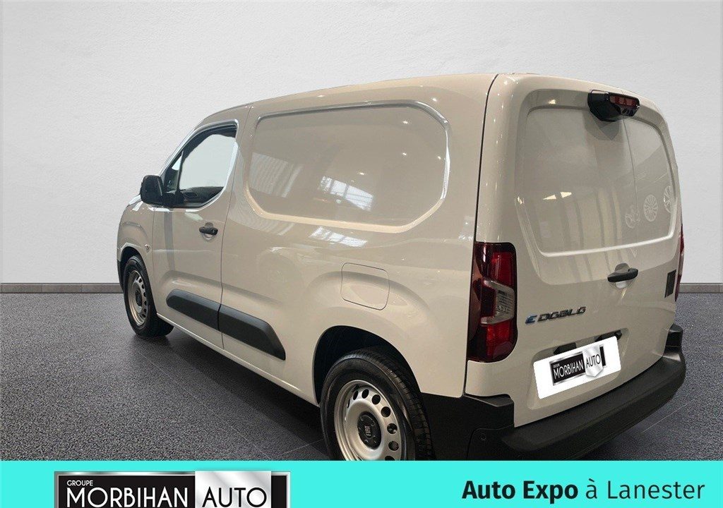 FIAT DOBLO FOURGON ELECTRIQUE -E CARGO FOURGON M 800 KG ELECTRIQUE 100 KW